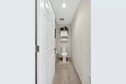 516 Grasslands Village Circle, Lakeland, FL 33803 - Photo 34