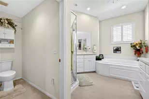 516 Grasslands Village Cir, Lakeland, FL 33803 - Photo 32