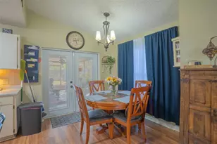 2801 Wilder Park Dr, Plant City, FL 33566 - Photo 6