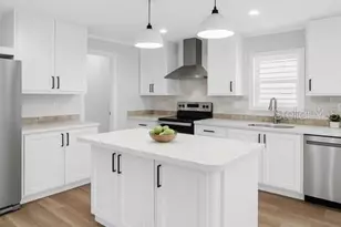 449 Stone St, Wildwood, FL 34785 - Photo 4