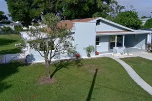 2221 20th St NW, Winter Haven, FL 33881 - Photo 4