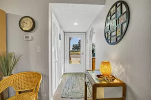 10104 Village Dr, Lake Wales, FL 33898 - Photo 6