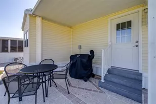 389 Golfview Dr, Davenport, FL 33837 - Photo 34