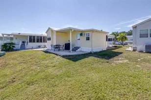 389 Golfview Dr, Davenport, FL 33837 - Photo 40