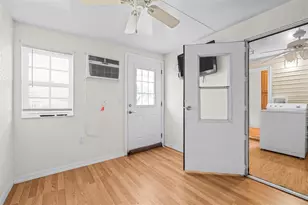 389 Golfview Dr, Davenport, FL 33837 - Photo 24