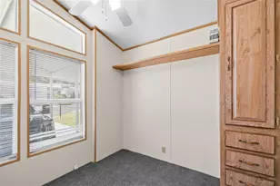 389 Golfview Dr, Davenport, FL 33837 - Photo 28