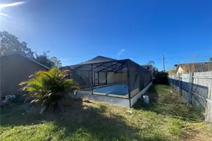 124 Elaine Dr, Auburndale, FL 33823 - Photo 2