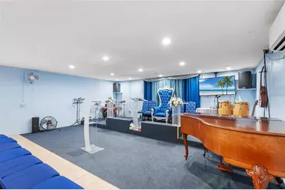 954 Reynolds Road, Lakeland, FL 33801 - Photo 8