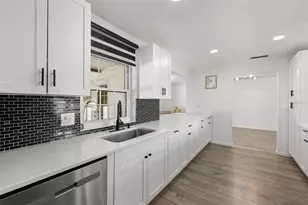 3790 60th St N, Saint Petersburg, FL 33710 - Photo 8