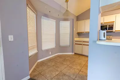 94 Saint Kitts Circle, Winter Haven, FL 33884 - Photo 8