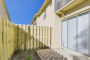 7502 Bolanos Ct, Tampa, FL 33615 - Photo 24