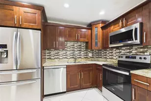 7512 Dolonita Dr, Tampa, FL 33615 - Photo 6