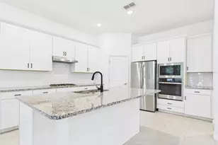 2033 Emerald Springs Dr, Apopka, FL 32712 - Photo 10