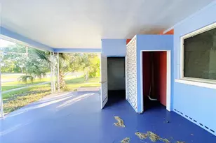 902 S Scenic Hwy, Lake Wales, FL 33853 - Photo 4