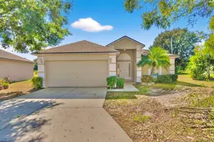 3926 Warbler Dr, Winter Haven, FL 33880 - Photo 1