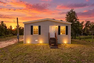 21351 Canal Dr, Brooksville, FL 34601 - Photo 2