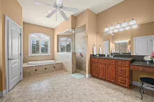 565 Whisper Woods Dr, Lakeland, FL 33813 - Photo 50