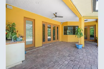 565 Whisper Woods Drive, Lakeland, FL 33813 - Photo 6