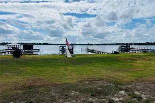 3971 Island Lakes Dr, Winter Haven, FL 33881 - Photo 2