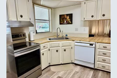 6315 Grove Pointe Drive SE, Winter Haven, FL 33884 - Photo 12