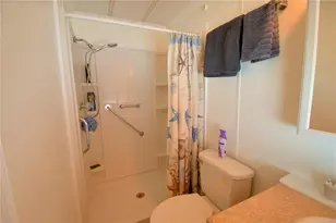 4017 Rolling Oaks Dr, Winter Haven, FL 33880 - Photo 26