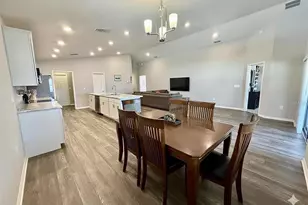 1222 Third Ct, Eagle Lake, FL 33839 - Photo 4