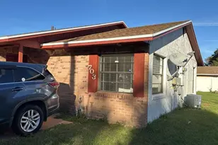 703 Platypus Ct, Kissimmee, FL 34759 - Photo 1