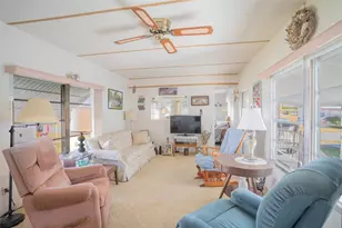 5313 Aurora Dr, Zephyrhills, FL 33541 - Photo 4