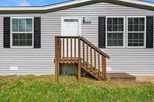 54 Oakridge Dr, Frostproof, FL 33843 - Photo 6