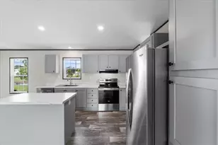 54 Oakridge Dr, Frostproof, FL 33843 - Photo 14