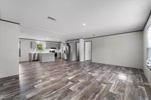 54 Oakridge Dr, Frostproof, FL 33843 - Photo 10