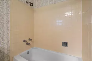 10105 Crown Ct, Orlando, FL 32821 - Photo 10