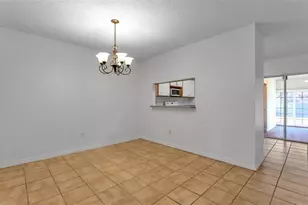 1805 Fluorshire Dr, Brandon, FL 33511 - Photo 16