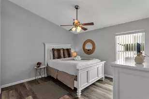 333 Castlemain Cir, Davenport, FL 33897 - Photo 8