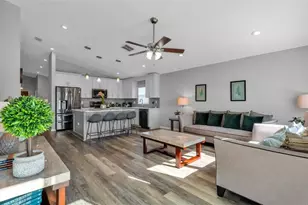 333 Castlemain Cir, Davenport, FL 33897 - Photo 34