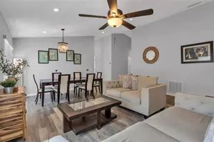 333 Castlemain Cir, Davenport, FL 33897 - Photo 12