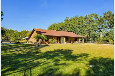 10 Jimmy Lee Road, Winter Haven, FL 33880 - Photo 1