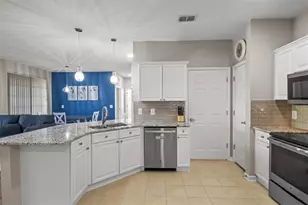 301 Terrace Ridge Cir, Davenport, FL 33896 - Photo 8