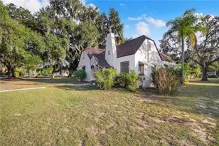 201 E Palmetto St, Davenport, FL 33837 - Photo 2