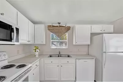 827 Indian Bluff, Winter Haven, FL 33880 - Photo 16