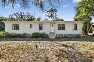 827 Indian Bluff, Winter Haven, FL 33880 - Photo 2