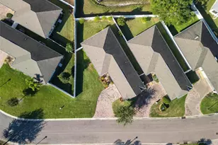 3348 Raleigh Dr, Winter Haven, FL 33884 - Photo 4