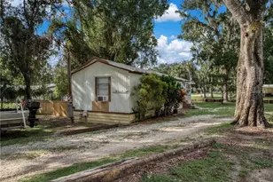 9035 Temple Dr, Lake Wales, FL 33898 - Photo 2