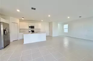 3555 Kimbrough Dr, Lake Wales, FL 33853 - Photo 10