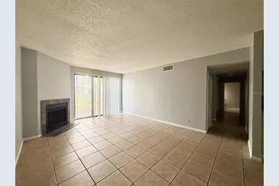 2040 San Marcos Drive SE #103, Winter Haven, FL 33880 - Photo 2