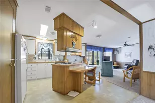 4969 Foxwood Lake Dr, Lakeland, FL 33810 - Photo 8