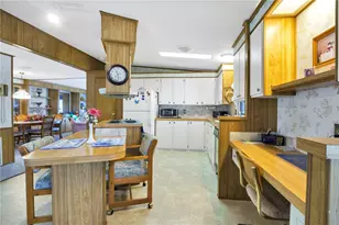 4969 Foxwood Lake Dr, Lakeland, FL 33810 - Photo 10