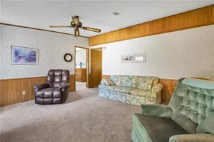 4969 Foxwood Lake Dr, Lakeland, FL 33810 - Photo 12