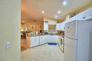 3425 Stoneway Dr, Lakeland, FL 33812 - Photo 12