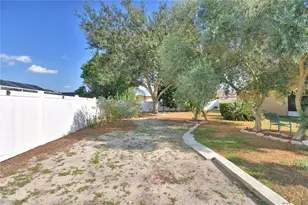 3425 Stoneway Dr, Lakeland, FL 33812 - Photo 50